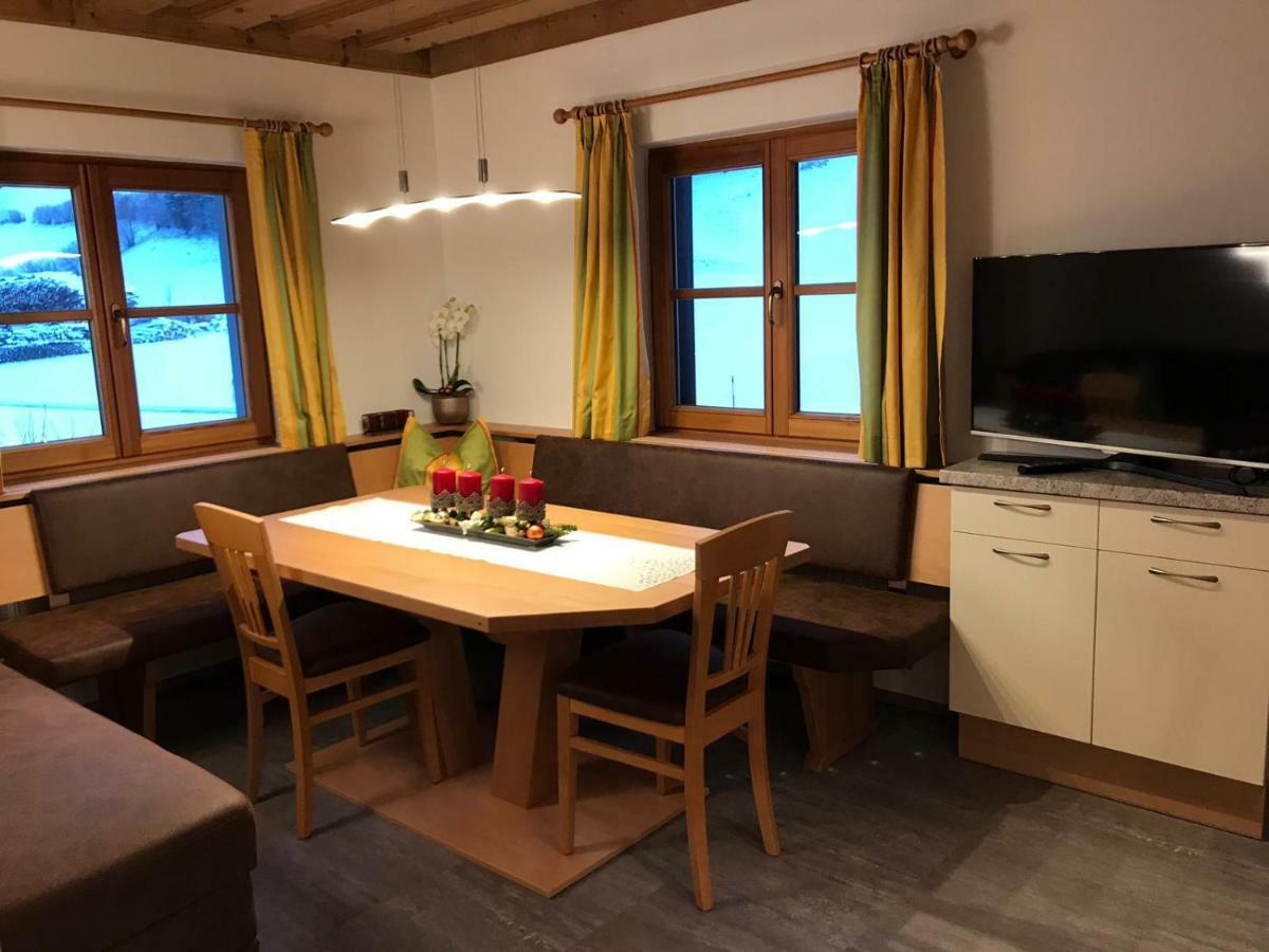 Rieserhof/Fam. Meissnitzer タクセンバッハ エクステリア 写真
